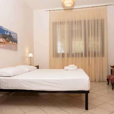 Ferienhaus Casa Adragna Con Ampio Giardino San Vito Lo Capo